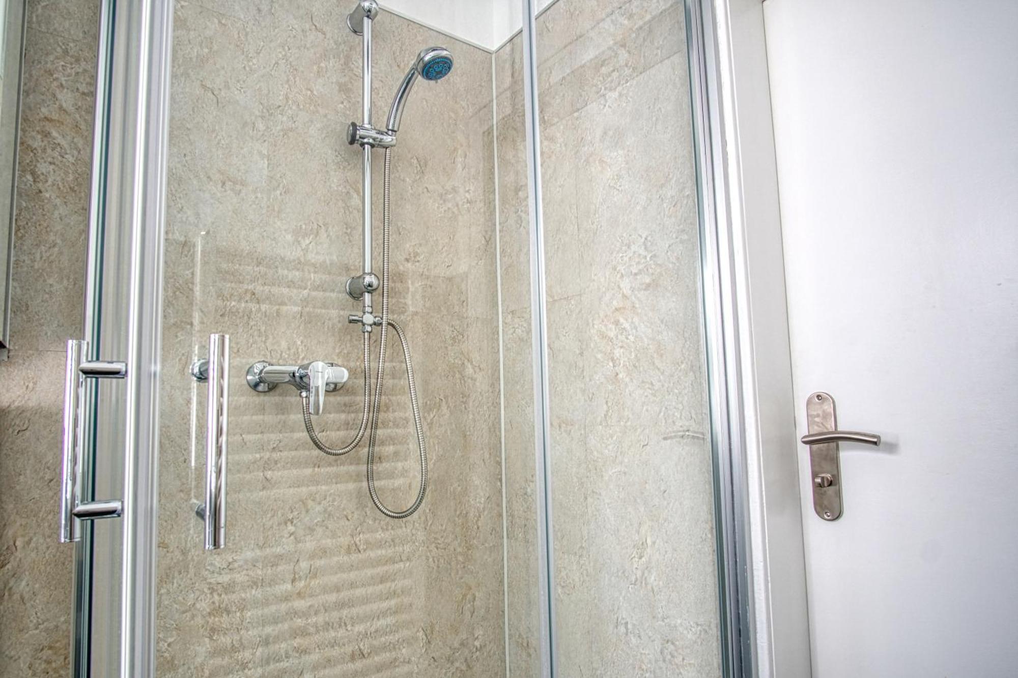 Homefy Sleep & Relax Apartment - Free Parking - Top Location Essen Bagian luar foto